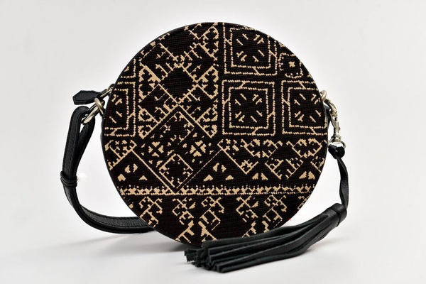 Batool Circle Bag Black