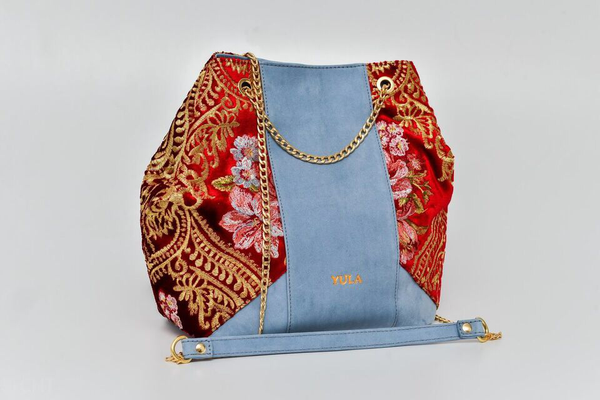 Sophia Bucket Bag - Powdered blue
