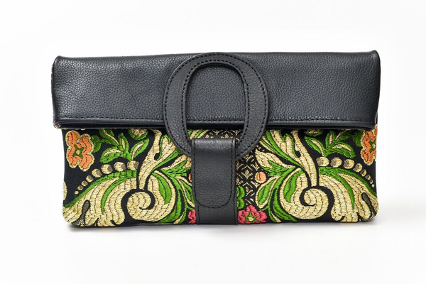 Casablanca Foldover Clutch - Black